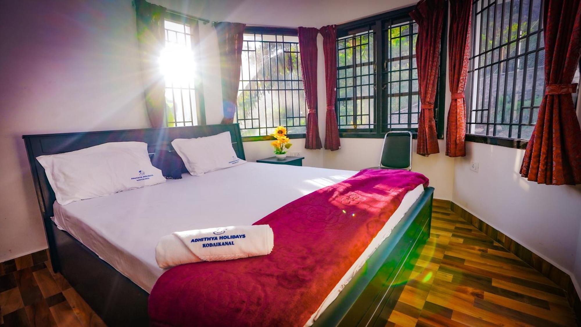 Adhithya Holidays Kodaikanal Exterior photo
