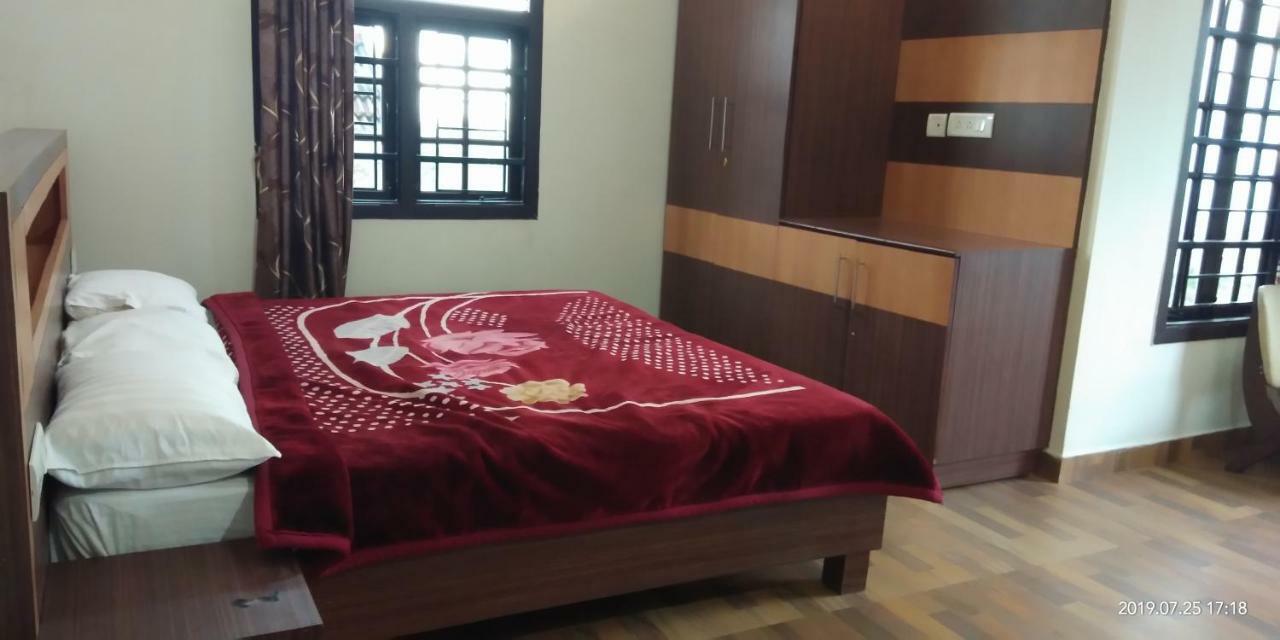 Adhithya Holidays Kodaikanal Exterior photo